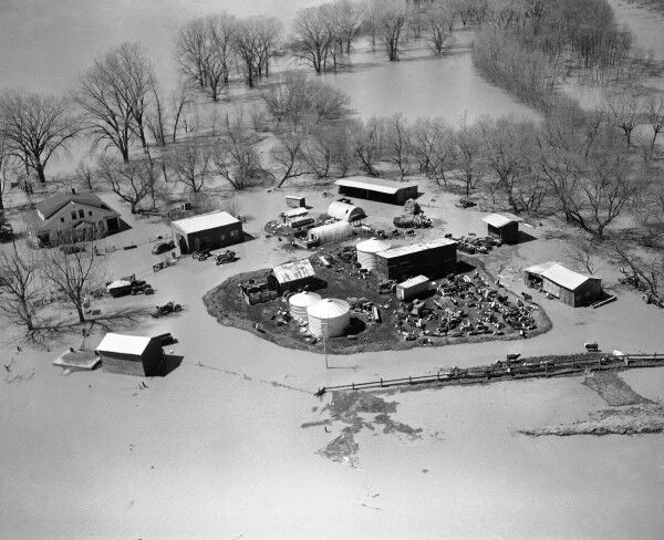 April 1952 flooding